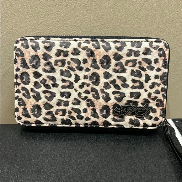 Ed Hardy | Leopard Print Wallet/Wristlet - Picture 5 of 11
